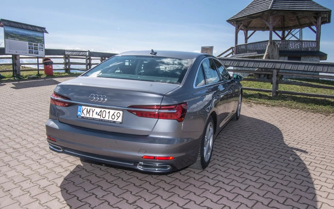 Audi A6 cena 134600 przebieg: 183000, rok produkcji 2020 z Ćmielów małe 742